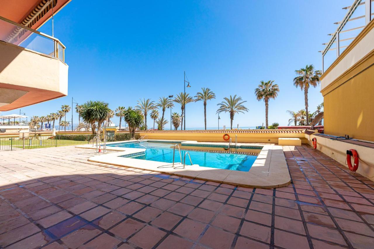 797 Holiday Rentals - Amplio Piso Con Terraza En Primera Linea De Playa Torremolinos Ngoại thất bức ảnh